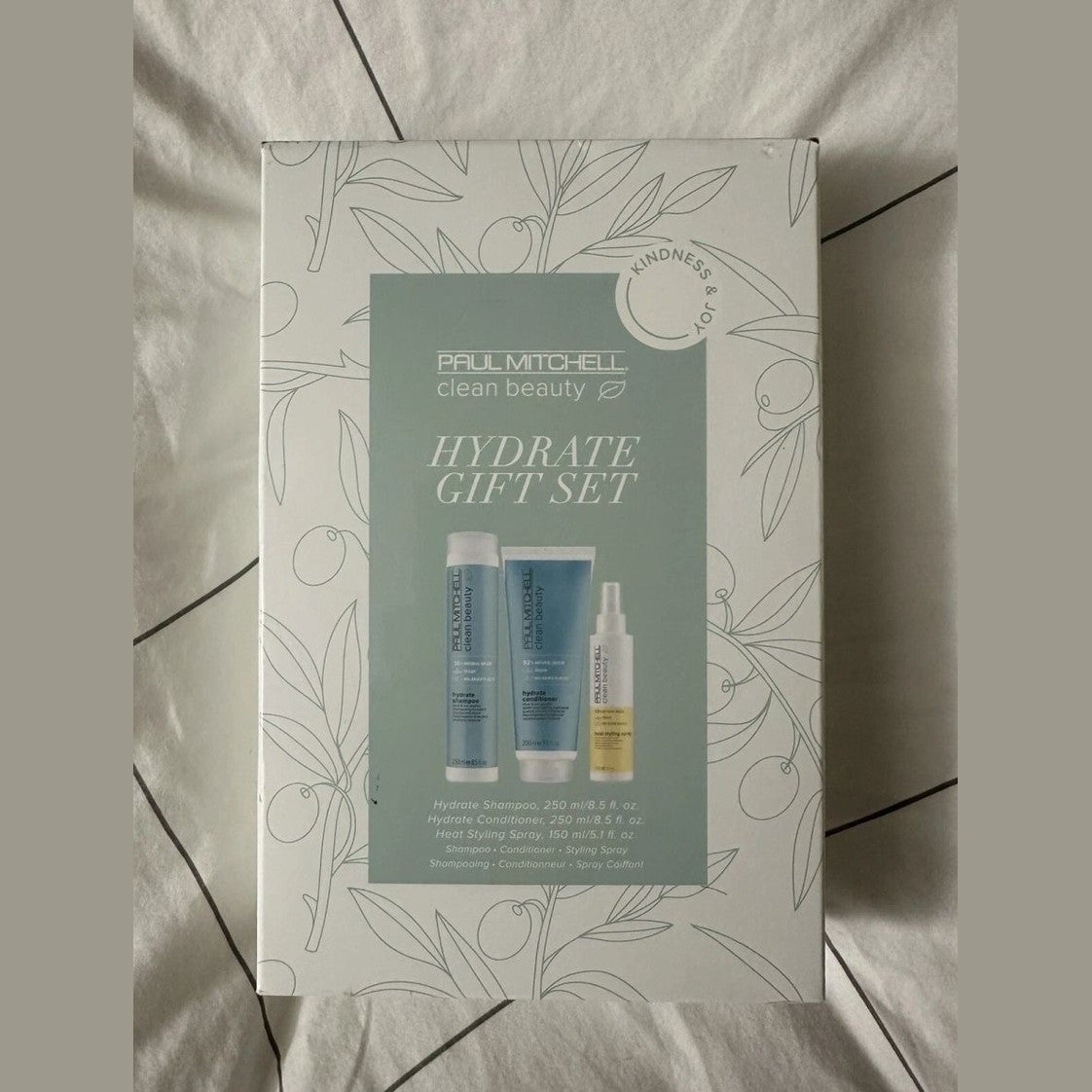 Paul Mitchell Clean Beauty Hydrate Gift Set with Shampoo Conditioner and Heat Spray