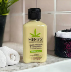 Hempz Sweet Pineapple & Honey Melon Moisturizer 2.25 oz travel care